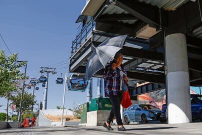 Sufren calor extremo en transporte