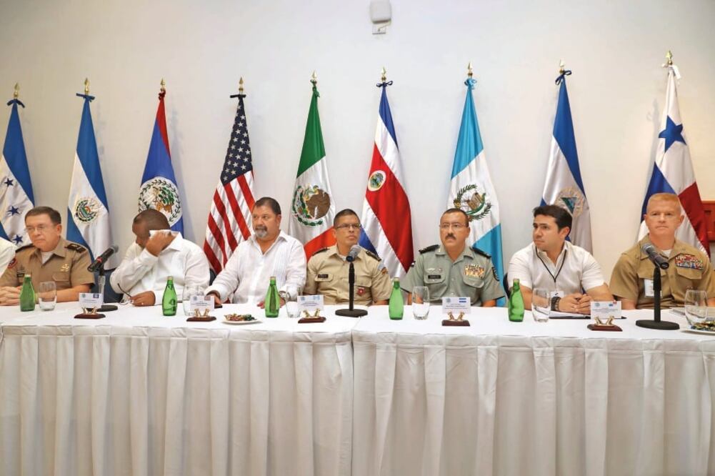 Autoridades de Belice, Costa Rica, El Salvador Guatemala, Honduras, Nicaragua, Panamá y México urgieron a invertir más en lucha anticrimen. (JUAN CARLOS REYES. EL UNIVERSAL)