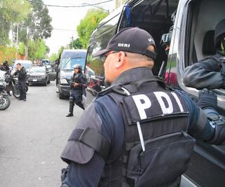 Asesinan a africano dentro de unidad habitacional