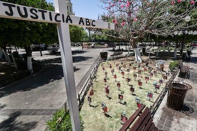 Padre de víctima de Guardería ABC pide reunión con AMLO