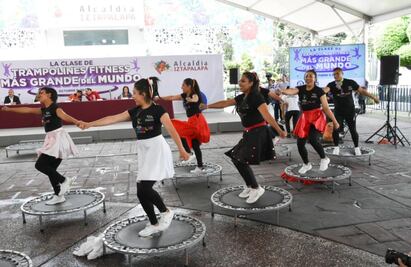 En Iztapalapa buscan romper Récord Guiness con clase clase masiva de trampolines fitness