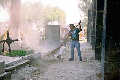 Piden detener festejos de muertos en Mixquic