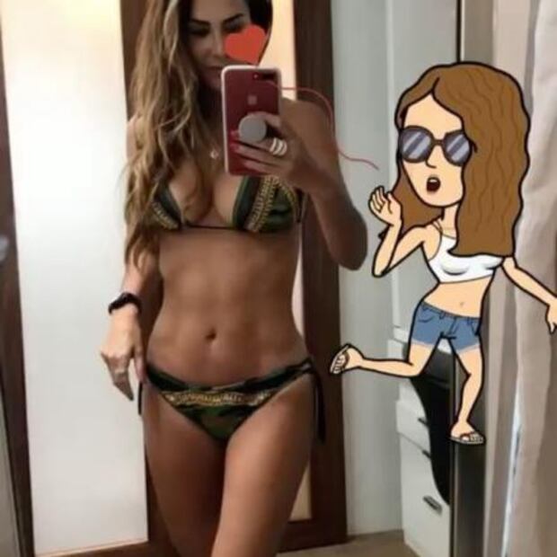 Video. Ninel Conde modela bikini