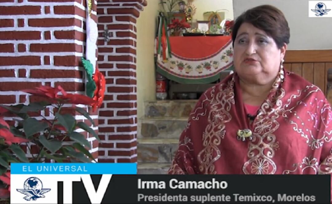 Camacho is protected by two armed policemen who follow her wherever she goes. (Photo: El Universal TV) 