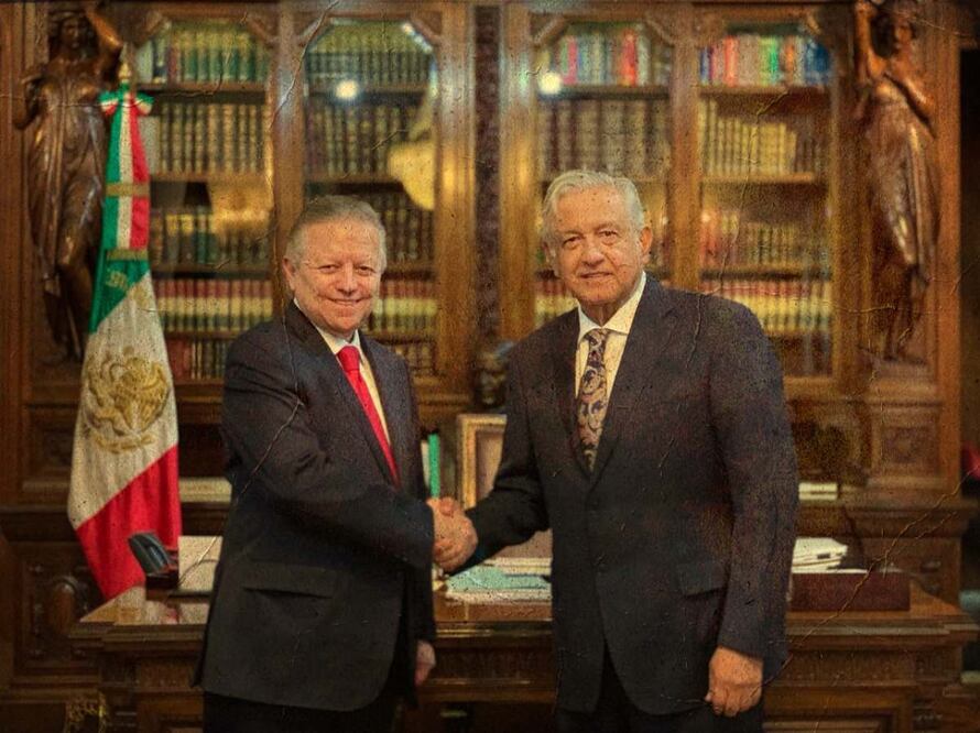 Arturo Zaldívar y AMLO, en fotografía de Archivo, Cortesía Presidencia. Fotoarte EL UNIVERSAL