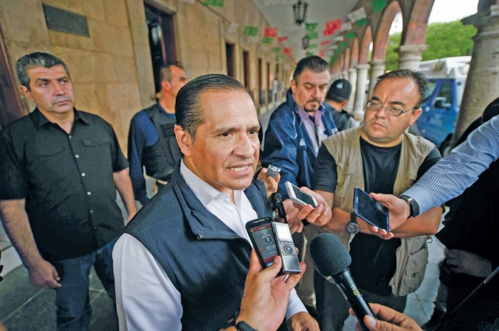 Señalamientos. Enrique Alfaro, edil de Guadalajara, y diputados, responsabilizaron a Eduardo Almaguer de ataques personales (ARCHIVO EL UNIVERSAL)