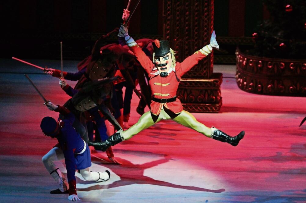 El público podrá comprar boletos con 20% de descuento para El cascanueces (ARCHIVO EL UNIVERSAL)