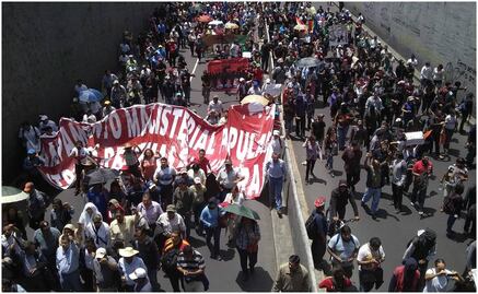 Magisterio chiapaneco exige una nueva reforma que restituya sus derechos; rechaza “la mala reforma educativa”