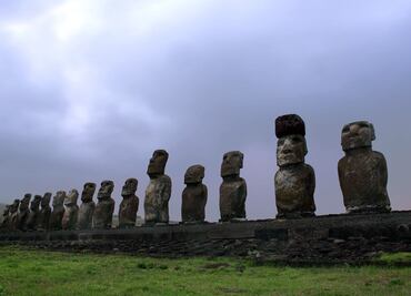 Libro revela cuando Chile intentó vender la Isla de Rapa Nui a los nazis