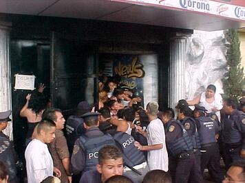 Corte niega amparo a policías sentenciados por News Divine