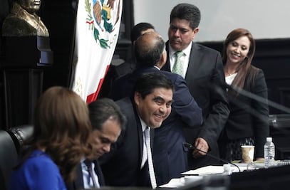 Finaliza trabajos LXII Legislatura entre elogios