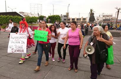 Exigen aclarar homicidio de niña en Neza