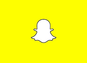 Snapchat lanza su propio chatbot con tecnología de OpenAI