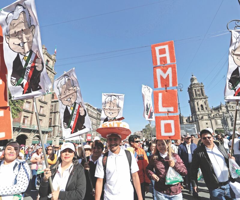 Festivales como los realizados en el Zócalo son costosos y de promociónpersonal del Presidente, aseguró el panista Fernando Rodríguez. ARCHIVO EL UNIVERSAL 