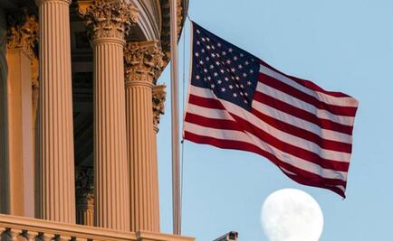 More than 800 immigrants mistakenly granted U.S. citizenship