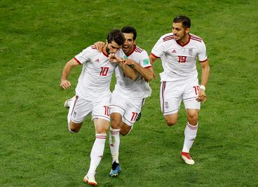 El gol de Karim Ansarifard para el Irán 1-1 Portugal