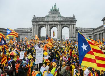 El independentismo catalán se hace escuchar en la capital de Europa