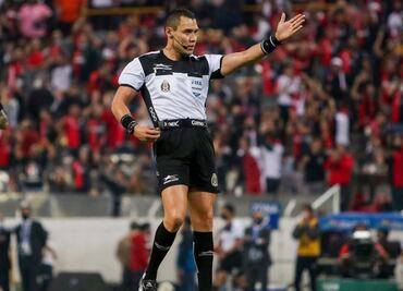 Mikel Arriola no pone en duda la "honorabilidad" del arbitraje en la final de la Liga MX