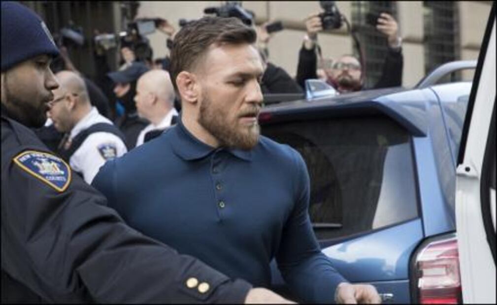 Conor McGregor queda en libertad tras pagar fianza