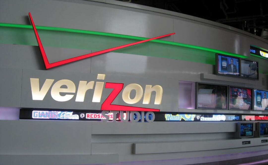 Unas dos millones de personas de la población de 11 millones de cubanos tienen teléfonos celulares