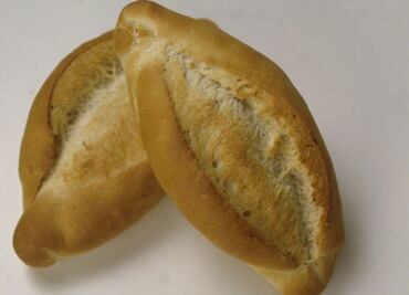 Este es el contenido nutrimental del bolillo según la UNAM