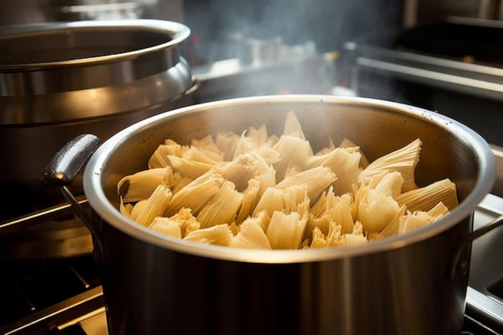 Los tamales siempre deben colocarse de manera vertical. Foto: Freepik