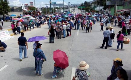CETEG bloquea carreteras en Guerrero