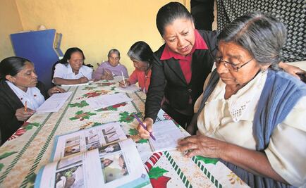 INEA reporta 3 millones 704 mil personas que no saben leer ni escribir