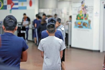 Gobierno de Trump ofrece 2 mil 500 dólares a niños migrantes para que regresen voluntariamente a sus países