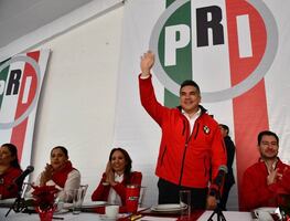 Alito Moreno se reúne con regidores priistas del Estado de México; “seguiremos defendiendo las causas del pueblo”, afirma