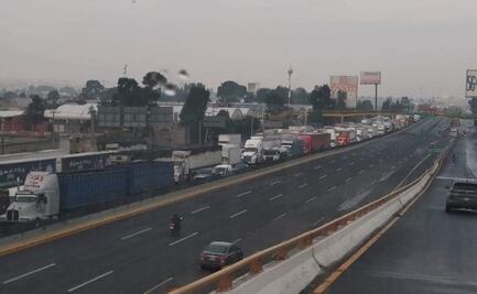 Bloqueo en la México-Puebla “ahorca al sureste” y deja pérdida de 4 mil mdp al día, acusa líder de autotransportistas