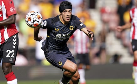 ¿Por qué Raúl Jiménez puede jugar con la Selección Mexicana y volver sin problemas a la Premier League?