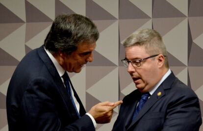 Defensa de Dilma Rousseff afirma que instructor de juicio omite pruebas