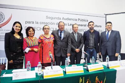 Avanzan discusiones para definir la ley general de Cultura