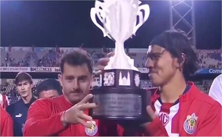 Chivas recibe burlas en redes sociales; usuarios aseguran que ganaron una copa de cartón