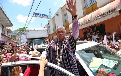 En vez de sacar adelante a Pemex, lo hundieron, responde AMLO a Treviño