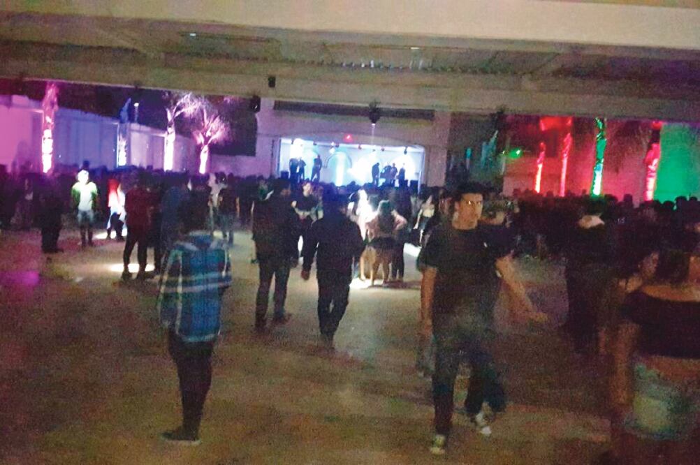 En el presunto salón de fiestas se encontraban unos 400 jóvenes, la mitad eran menores de edad. (SSP DE TIJUANA)