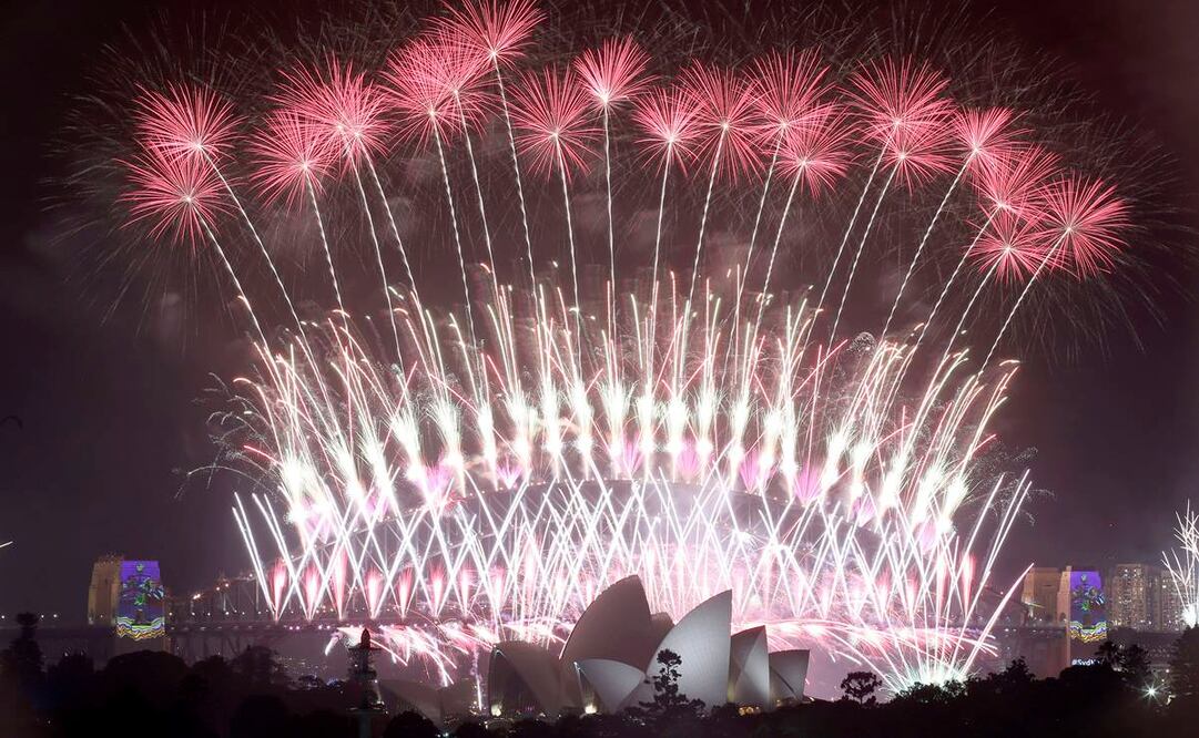 Los espectáculos de fuegos artificiales por Año Nuevo en Canberra y otras ciudades de Australia fueron canceladas (Fotos: AP)