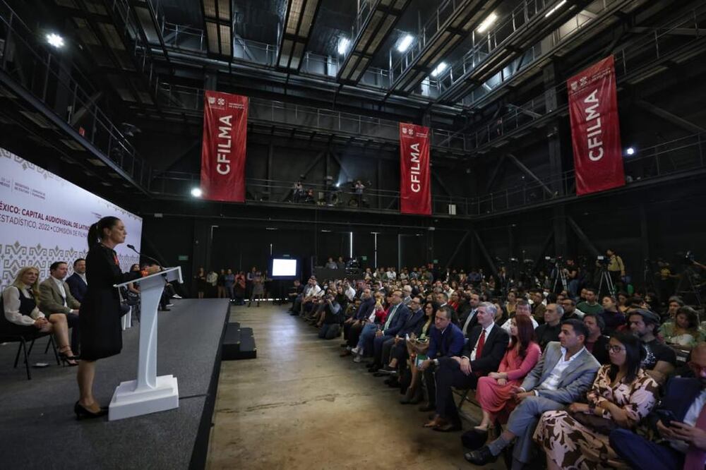 La jefa de gobierno destacó el crecimiento de inversión de la industria. Foto. Especial