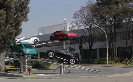 Trabajadores de VW logran aumento salarial del 5.4 por ciento 