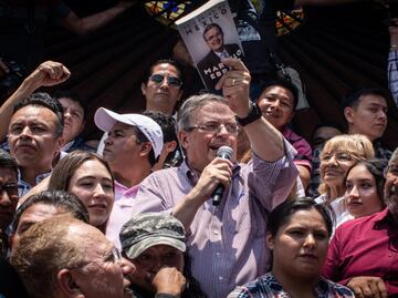 Ebrard ve "desproporción" de recursos entre “corcholatas”; exige tope de gastos