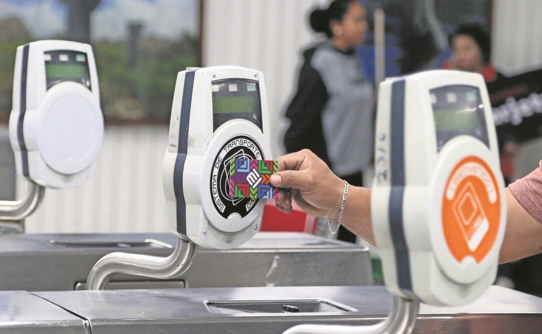 El director del Metro dijo en noviembre pasado que 70% de los ingresos se dan por medio de la Tarjeta de Movilidad Integrada. Foto: Archivo EL UNIVERSAL
