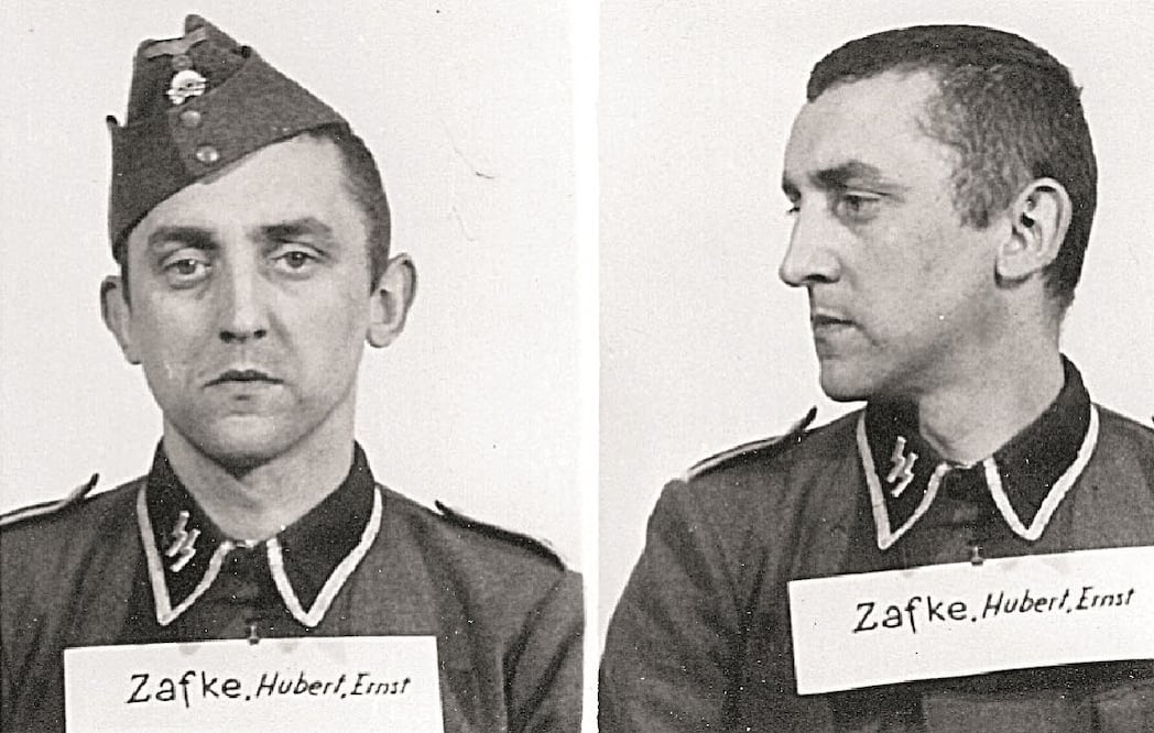 Hubert Zafke, miembro de la SS, en una imagen proporcionada por el archivo del museo estatal Auschwitz-Birkenau (AP. ARCHIVO)