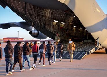 EU reporta baja de 85% de cruces migratorios fronterizos en primeros 11 días de Trump; la atribuyen a nuevas medidas