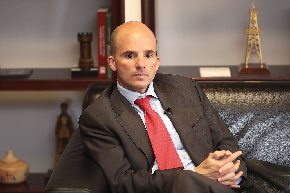 Resolver robo de combustible no será un proceso rápido y fácil: Pemex