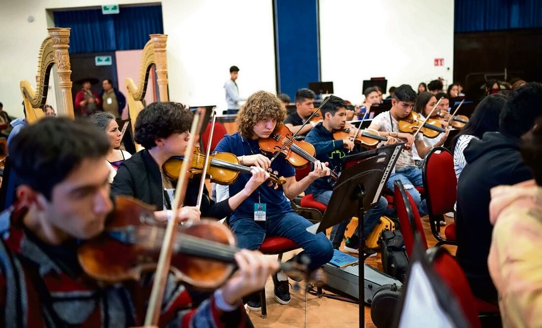 Del 17 al 31 de julio, los integrantes de la Orquesta participan en un campamento de estudio intensivo. Foto: OSIM