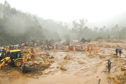 Por deslave, fallecen 15; país supera los 2 millones de casos de Covid-19