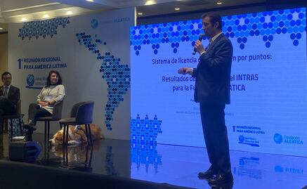 Expertos plantean licencia permanente acompañada de infracciones por puntos; buscan reducir muertes ocasionadas por accidentes viales