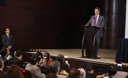 Avanza reinstalación de maestros cesados: SEP