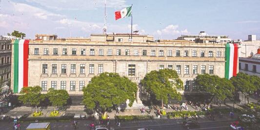 Secretarios se suman contra la ley de salarios